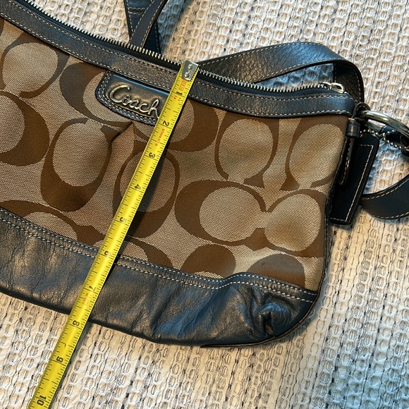 Vintage Coach crossbody - Picture 8 of 9